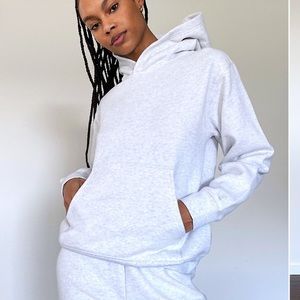 Aritzia TNA COZYAF Perfect Hoodie